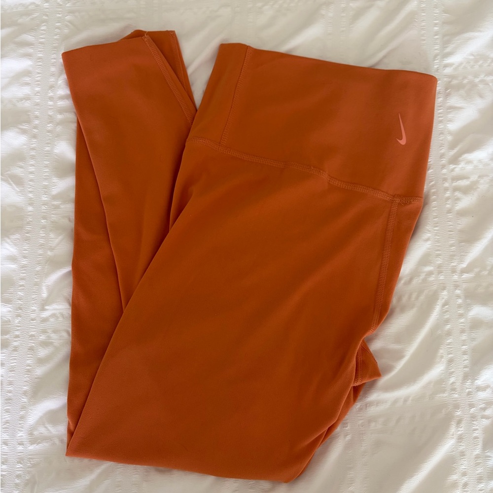Nike Rust-Orange High-Rise Leggings